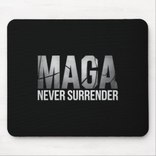 Dark Mega Trump 2024 Never Surrender Mouse Pad