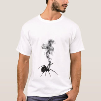 Dark Spider Smoke Trail – Gothic Aesthetic Horror  T-Shirt