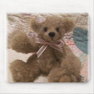 Darlin Lilly Mouse Pad