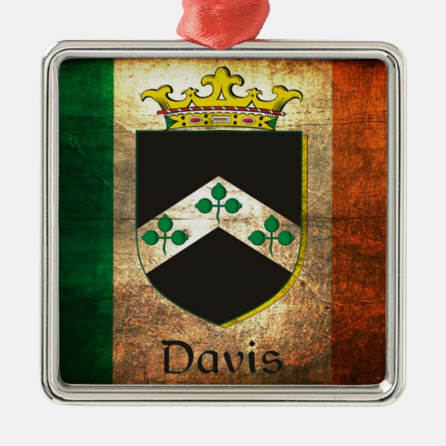Davis Crest Irish Flag Metal Tree Decoration (Front)