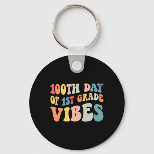 Day Of First Grade Vibes Retro Teacher Happy 100 D Key Ring