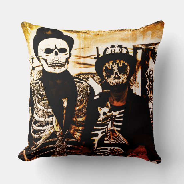 Day of the Dead Pillow - una pareja de esqueletos (Front)