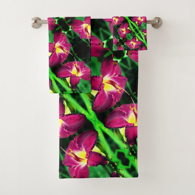 Daylily Flower Close Up Abstract Pattern    Bath Towel Set (Insitu)