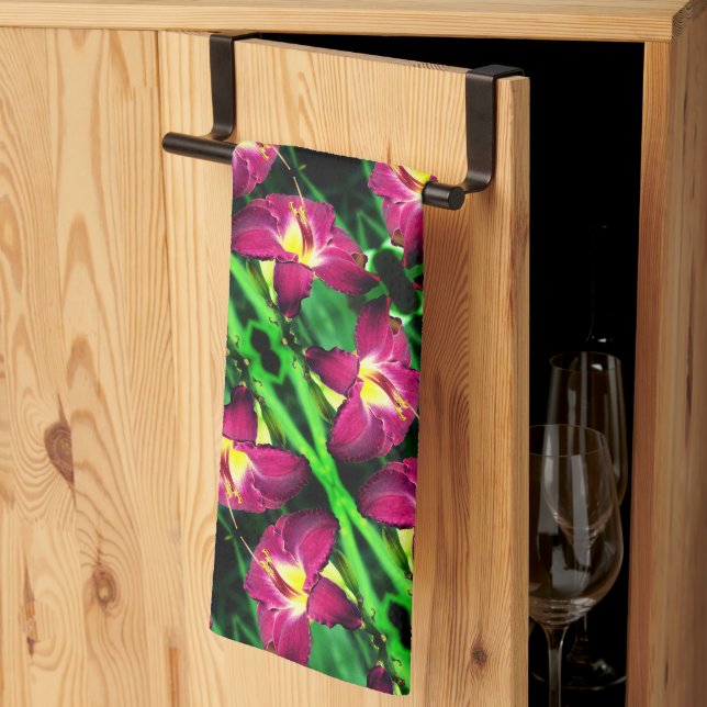 Daylily Flower Close Up Abstract Pattern      Tea Towel (Thirds Fold)