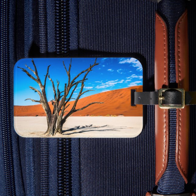 Dead tree in Deadvlei, Namibia Luggage Tag (Front Insitu 4)