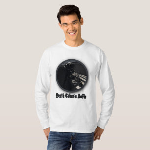 Death Takes a Selfie T-Shirt