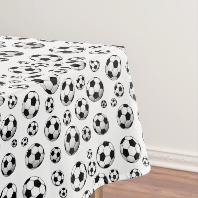 Decor Soccer Ball Tablecloth (In Situ)