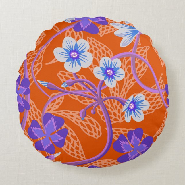 Decorative blooming wildflowers. Summer floral bac Round Cushion (Front)