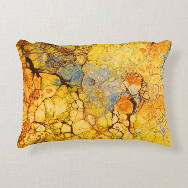 Decorative cushion with organically abstract desig (Front)