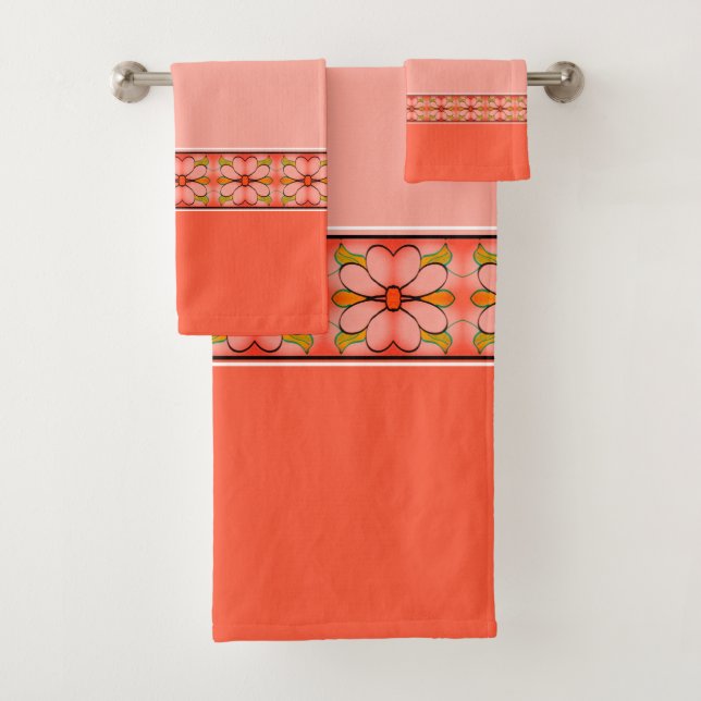 Decorative Floral Accent Design in Coral Bath Towel Set (Insitu)
