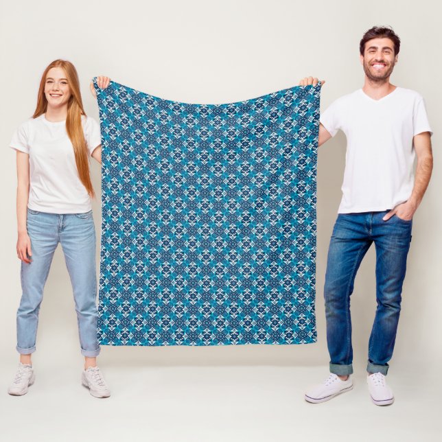 Decorative Geometric Floral Pattern Fleece Blanket (In Situ)