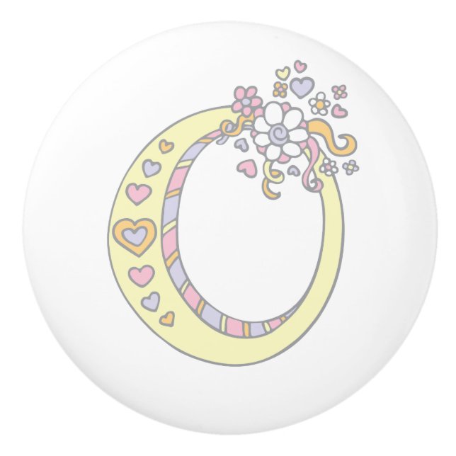 Decorative letter O monogrammed handle knob (Front)