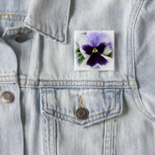 deep purple on white pansy 15 cm square badge