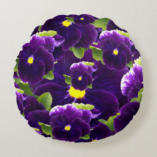 Deep Purple Pansy Clusters: Majestic Beauty Round Cushion (Front)