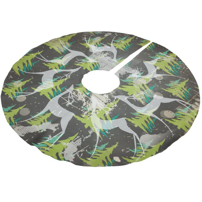 Deer and Evergreen Trees Holiday Tree Skirt (Angled)
