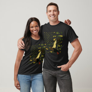 Deer Camouflage USA Flag Duck Hunting Outdoor T-Shirt