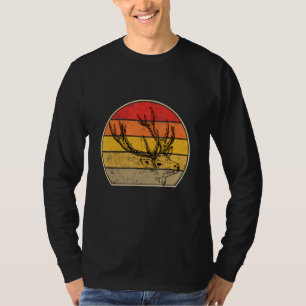 Deer    Farmer Retro Vintage Forest Animal T-Shirt