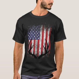 Deer Hunting American Flag Whitetail Buck Antlers T-Shirt