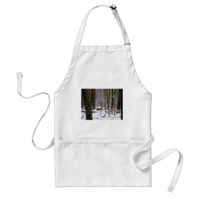 Deer in the snow fall standard apron (Front)