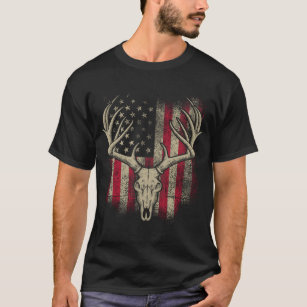 Deer Skull Hunter American Flag Deer Hunting USA T-Shirt