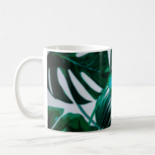 Defocus abstract background of the green plantabst coffee mug