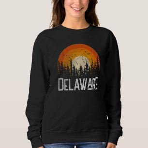Delaware  Retro Style Vintage 70s 80s 90s Home Sweatshirt