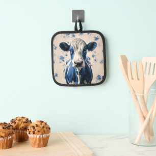 Delft Blue Cow – A Timeless Artistic Tribute Pot Holder