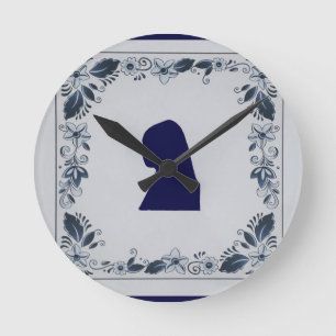 Delft blue tile Girl with a Pearl Earring Round Clock