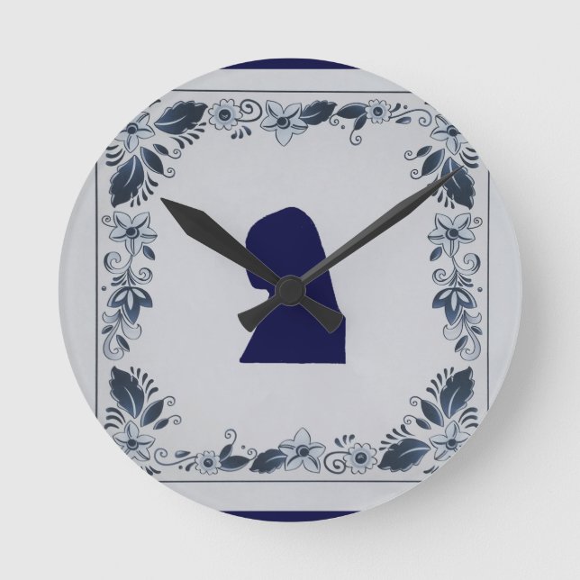 Delft blue tile Girl with a Pearl Earring Round Clock (Front)