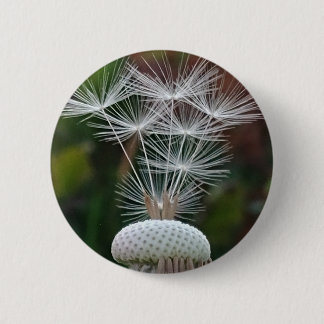 Delicate Dandelion Seeds  6 Cm Round Badge