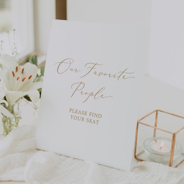Delicate Gold Elegant Wedding Our Favourite People Pedestal Sign (Delicate Gold Elegant Wedding Our Favorite People Pedestal Sign)