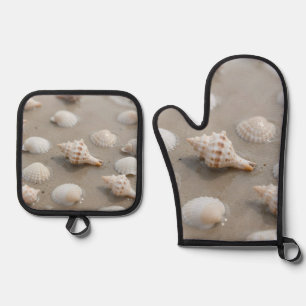 Delicate Seashells Beach Serenity Oven Mitt & Pot Holder Set