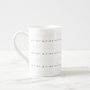 Delicate Simple Winter Pattern White Speciality Mu Bone China Mug