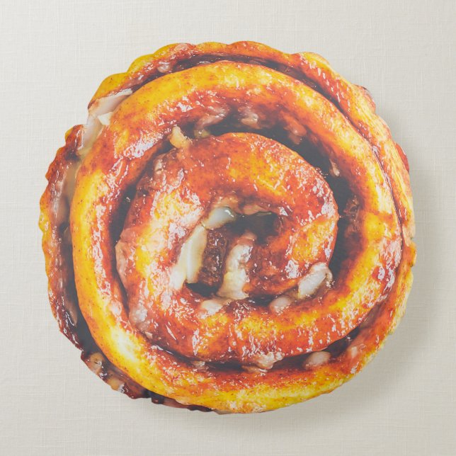 Delicious and Sweet Cinnamon Bun. Round Cushion (Front)