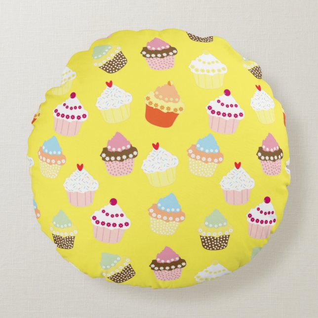 Delicious Decorated Birthday Cupcakes Round Pillow (Front)