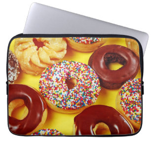 Delicious doughnuts print laptop sleeve