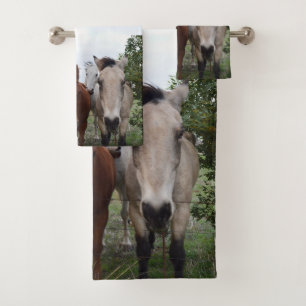 Delightful Horse Troubles, Bath Towel Set