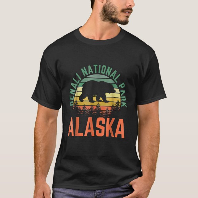 Denali National Park Alaska  Bear Hiking Nature Re T-Shirt (Front)