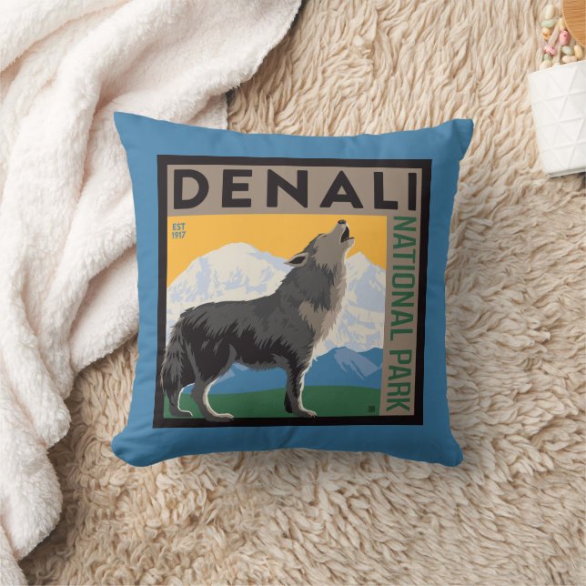 Denali National Park | Howling Wolf Cushion (Blanket)