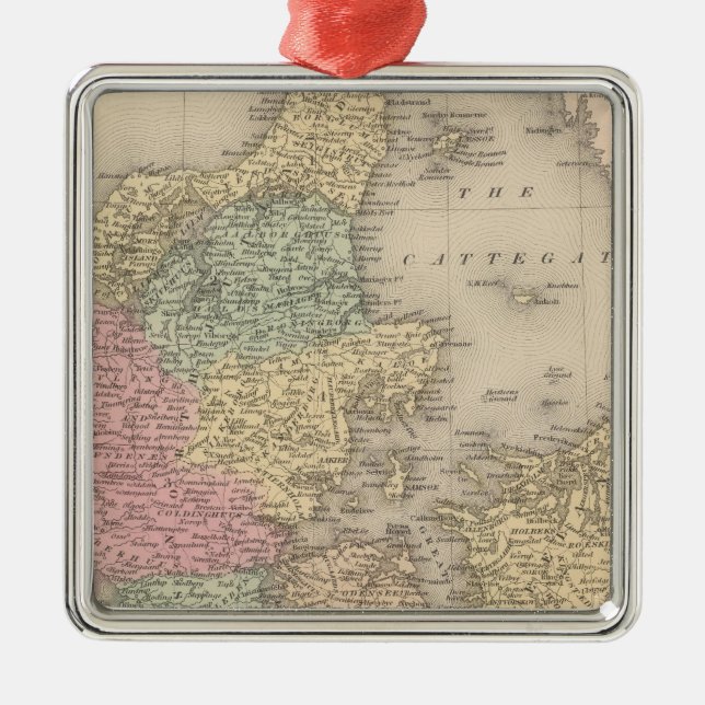 Denmark 5 metal ornament (Front)