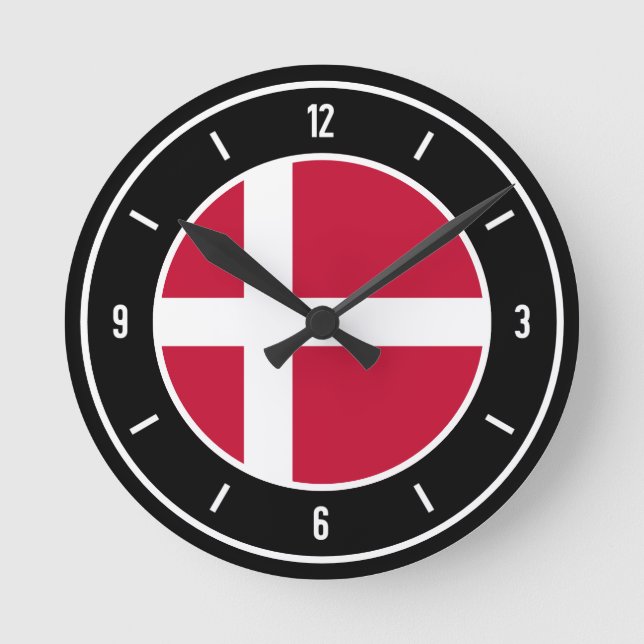 Denmark Flag Elegant Round Clock (Front)