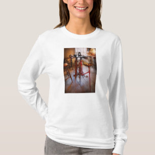 Dentist - Physically demanding work T-Shirt