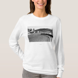 Depoe Bay, Oregon Town View Along Seawall T-Shirt