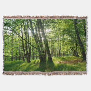 Der Wald im Frühling Throw Blanket
