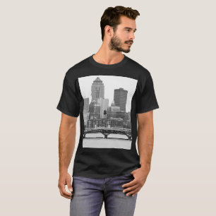 Des Moines in b&w T-Shirt