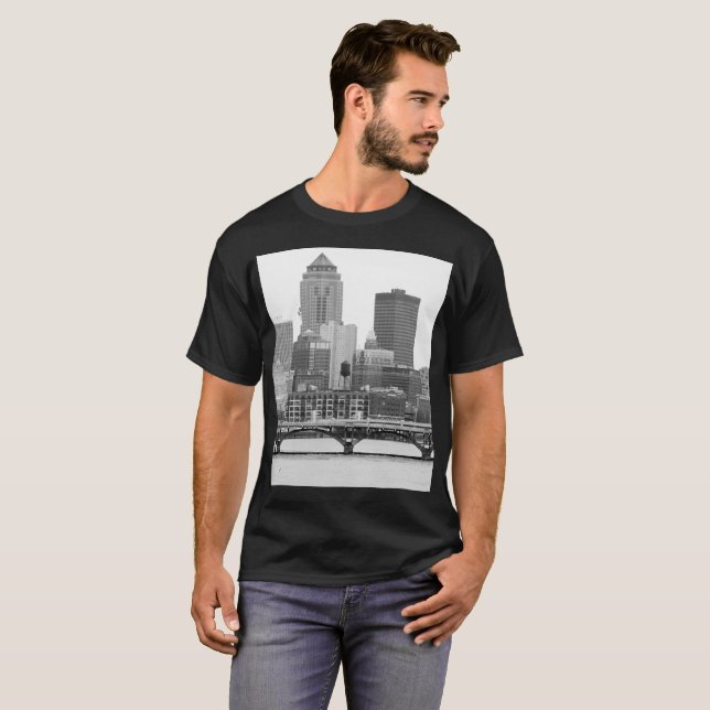 Des Moines in b&w T-Shirt (Front Full)