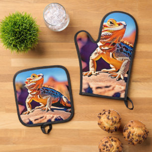 Desert Lizard Close-up Design Oven Mitt & Pot Holder Set
