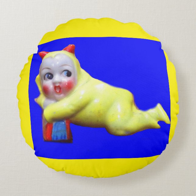 devil-ish little imp round cushion (Front)