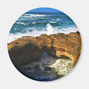 Devil's Punchbowl, Newport, Oregon Magnet