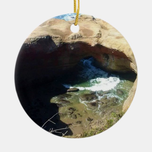 Devil's Punchbowl, Oregon Coast Ceramic Ornament (Front)